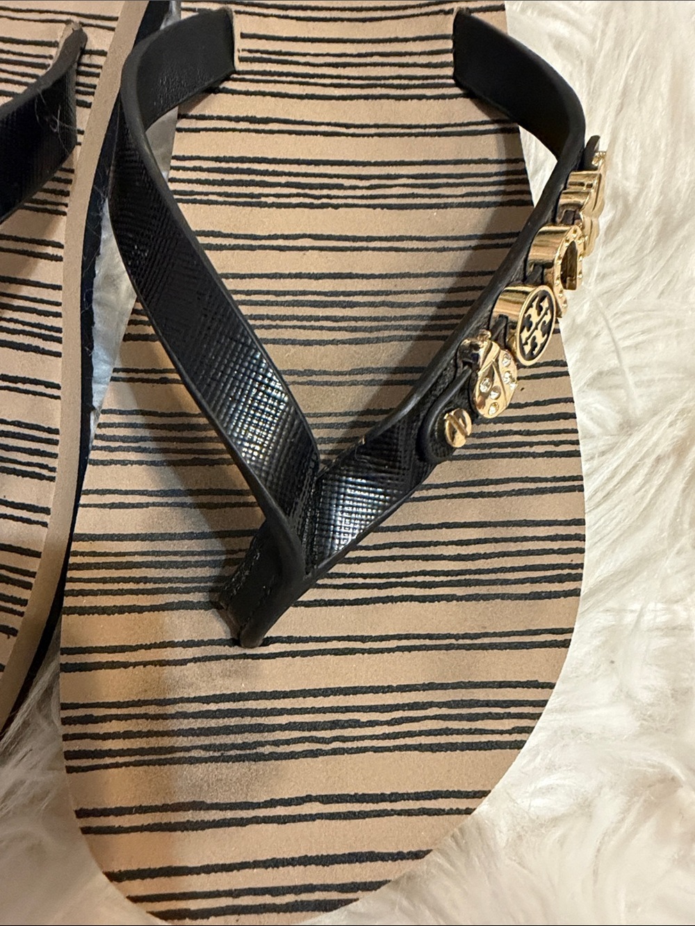 Tory Burch Black Striped Footbed Flip Flop Sandals with Gold Accents Sz 9 - Picture 7 of 14
